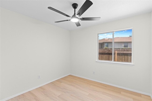 Building Photo - 406 Covent Dr
