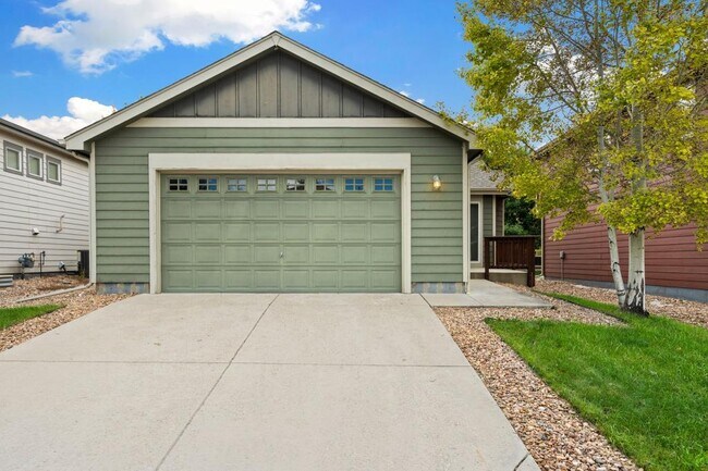 Building Photo - 2255 Sopris Cir