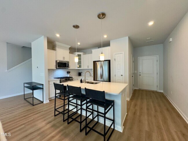 Building Photo - 276 Shingle Oak Rd