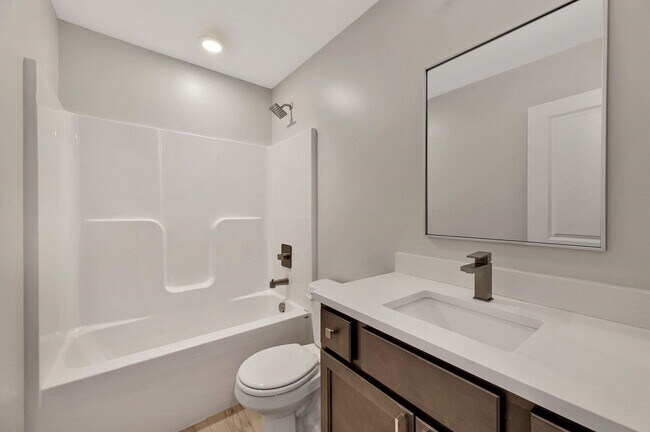 Building Photo - Spacious 3-Bed Home in Maize Schools – Roo...