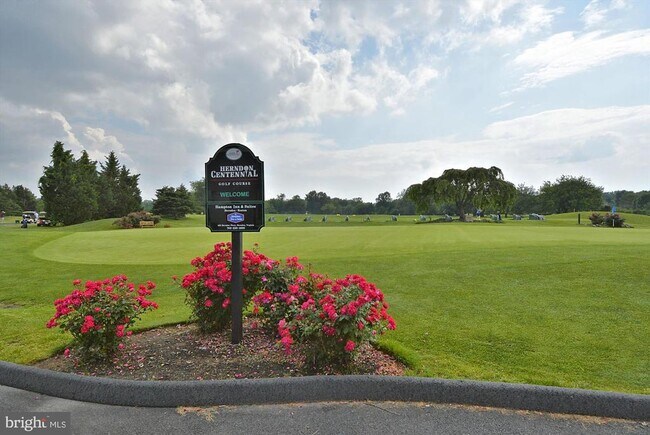 Building Photo - 13358 Sherwood Park Ln