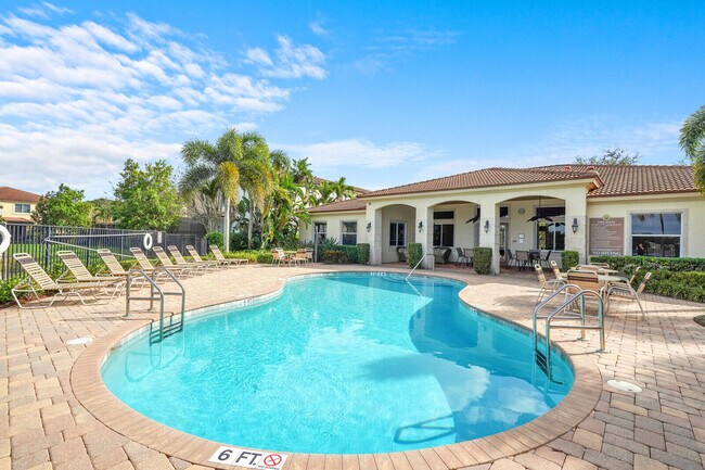 Building Photo - 2005 Foxtail View Ct