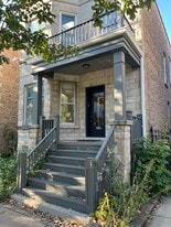 Building Photo - 1924 W Wilson Ave