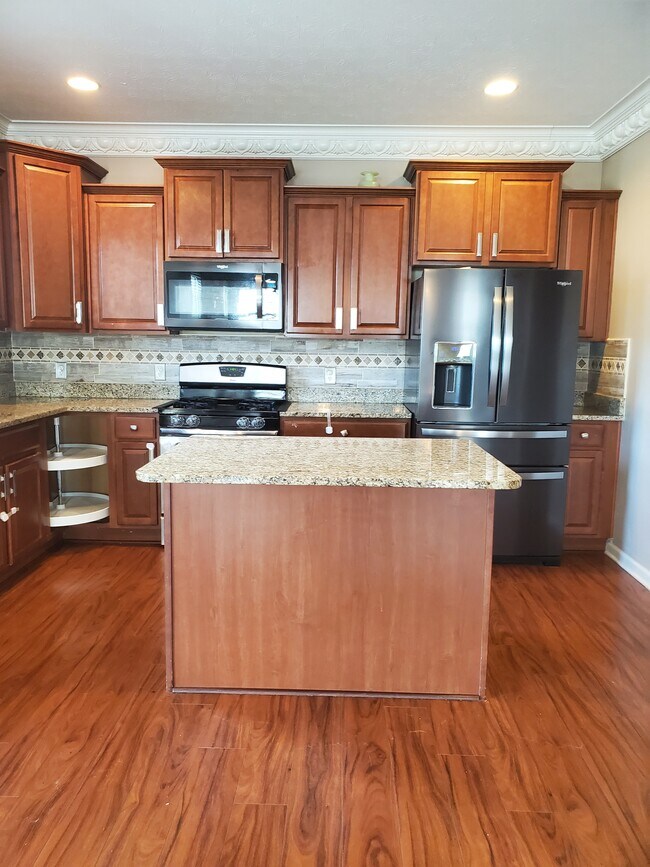 Building Photo - 13973 Catalina Dr