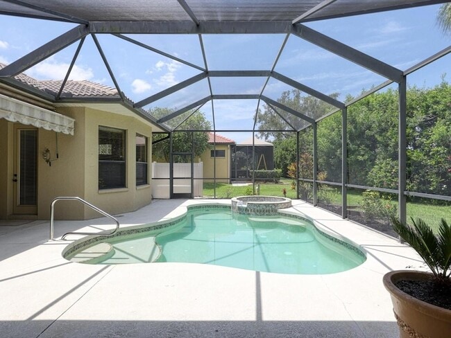 Building Photo - 4688 Tuscana Dr