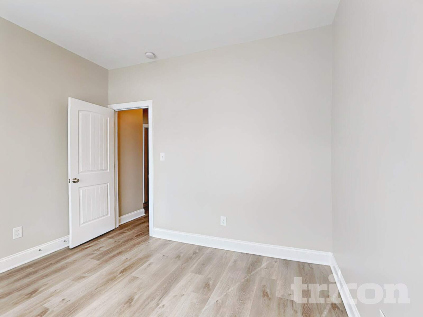 Building Photo - 117 Cambridge Dr