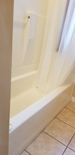 Bathroom - 338 Pawtucket St