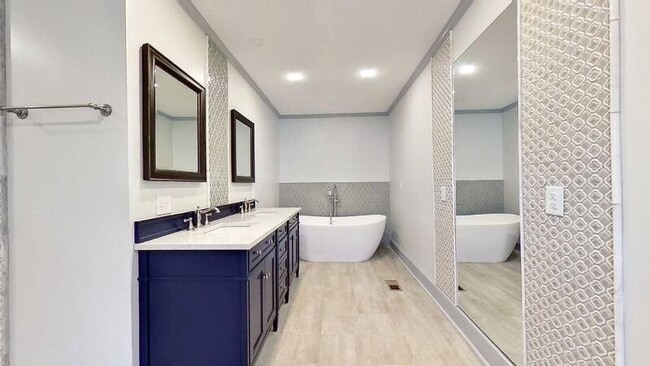 Building Photo - 1310 Ferncliff Rd