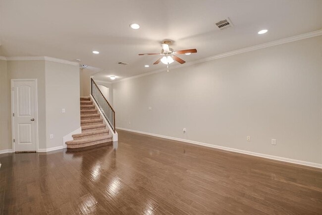 Building Photo - 13400 Briarwick Dr