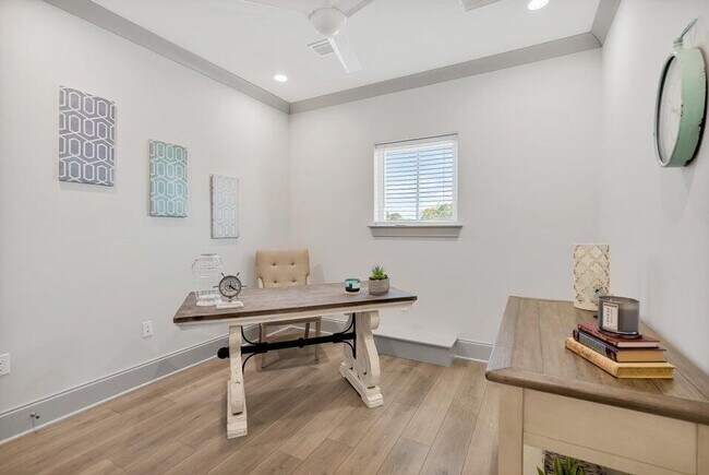 Building Photo - 56 Golden Bell Ct