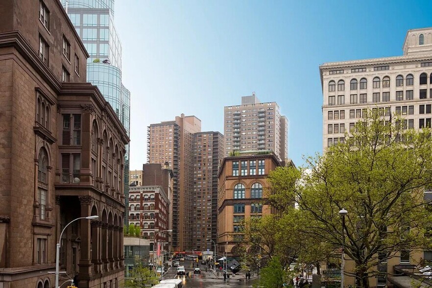 Building Photo - 13 Essex St