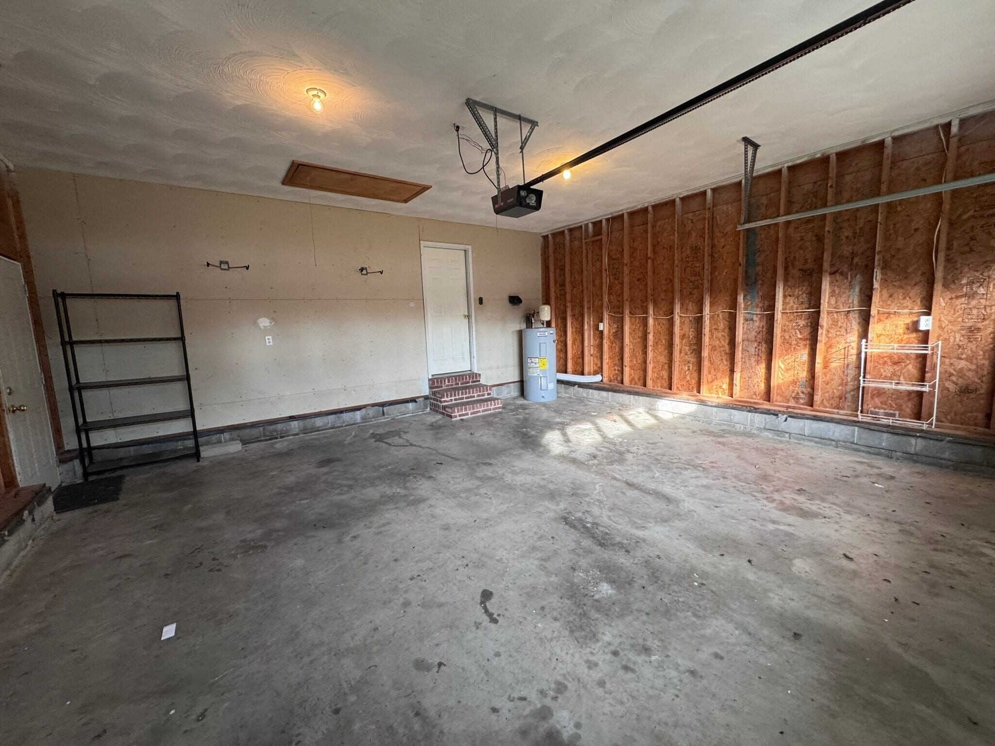 Building Photo - 204 Boone Dr