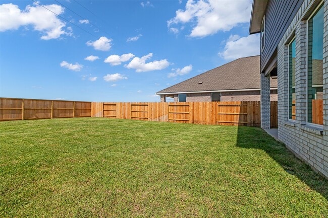 Building Photo - 27318 Sweetwater Bay Dr
