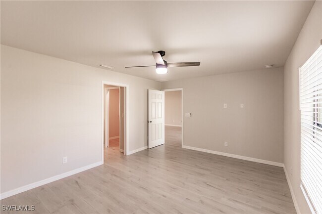 Building Photo - 1315 SE 41st St