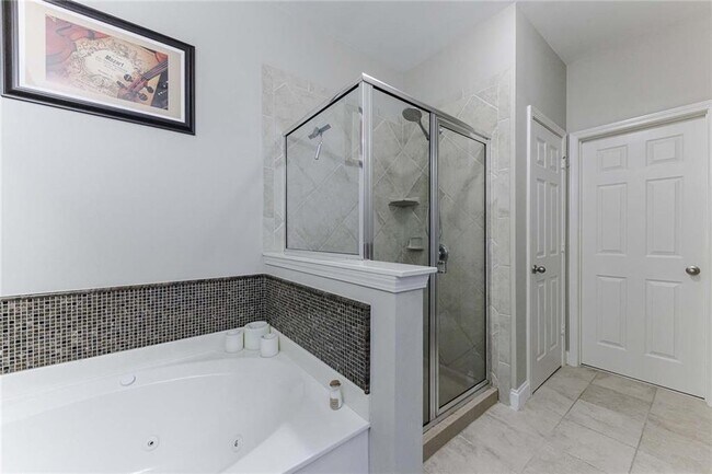 Building Photo - 2022 Cobblestone Cir NE
