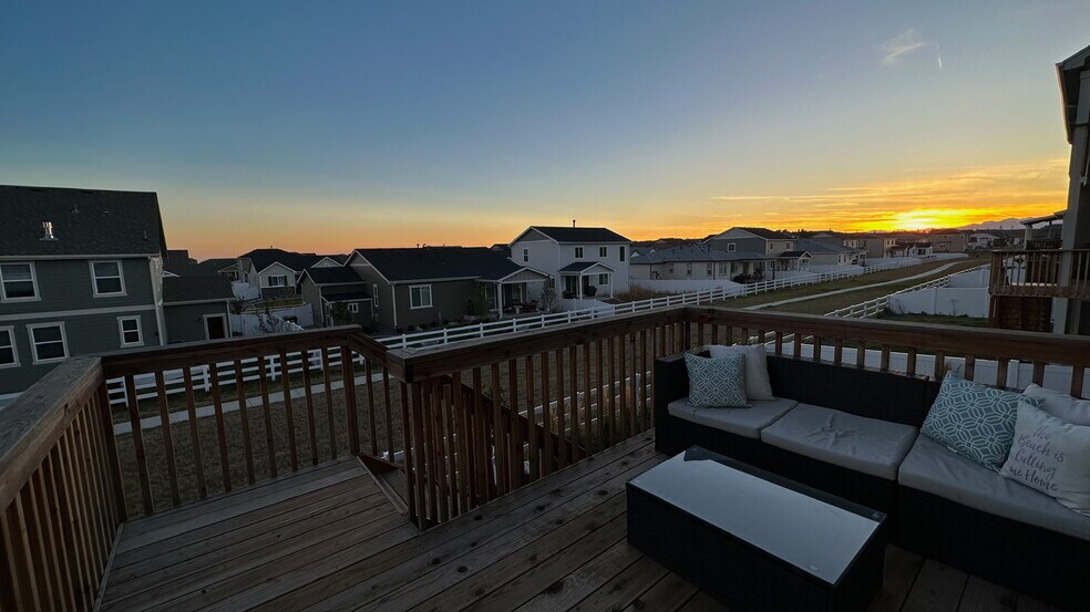 Building Photo - 965 Mouflon Dr