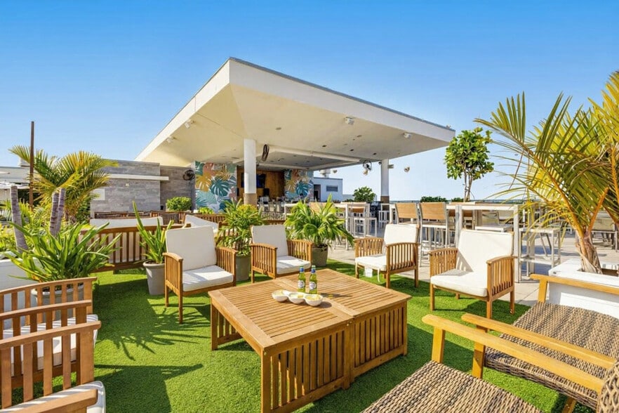 Building Photo - 348 Indiana St