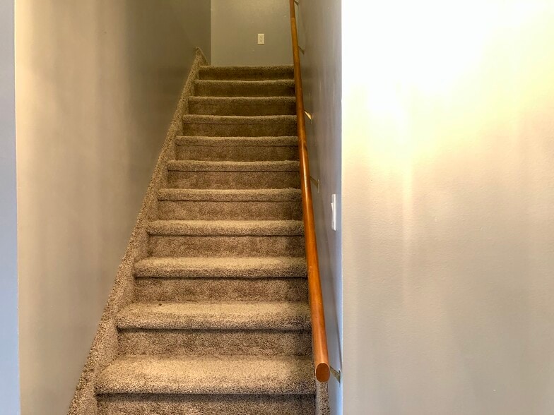 Building Photo - 3021 W Braddock St