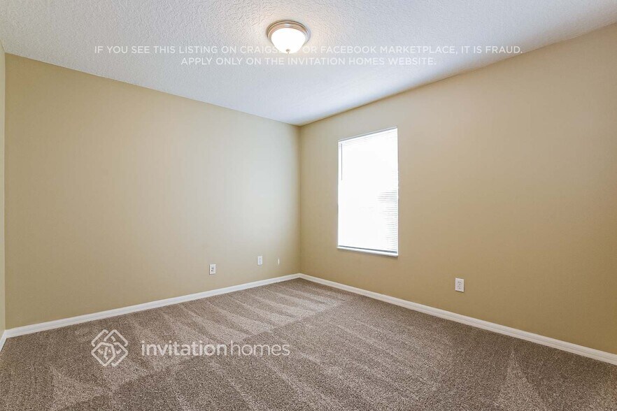 Building Photo - 14612 Chloe Ct