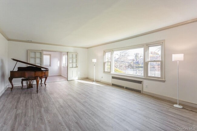 Building Photo - 1 Sutton Pl