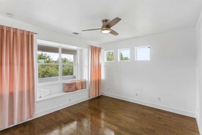 Building Photo - 14430 Tuscola Cir