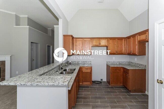 Building Photo - 3 Bedroom Pet-Friendly Home in CORDOVA, TN with Main Street Renewal