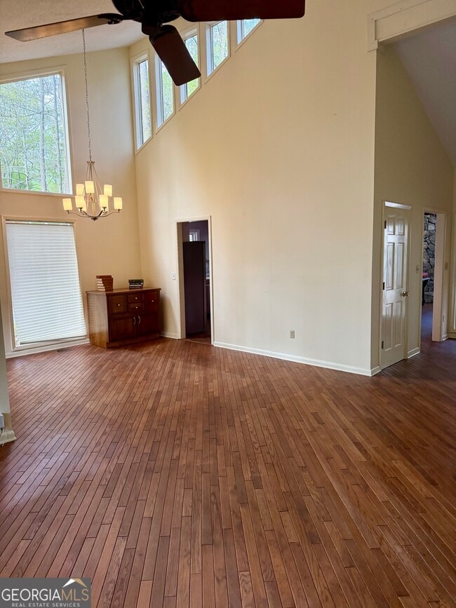 Building Photo - 507 Bridlepath Ln