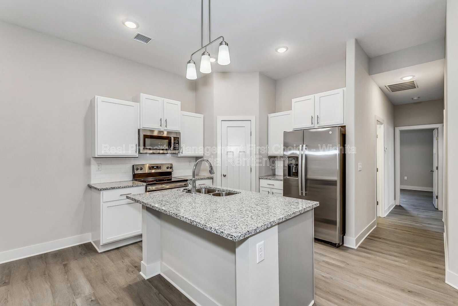 Building Photo - 3413 W 45th St S
