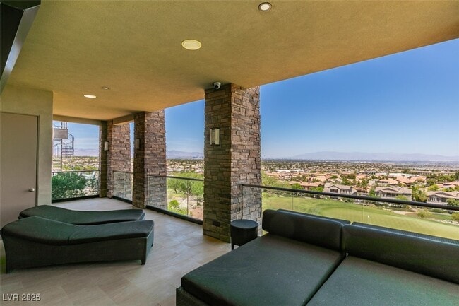 Building Photo - 1500 MacDonald Ranch Dr