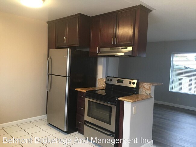 Building Photo - 445 Ximeno Ave