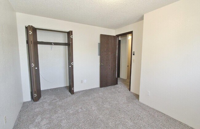 Building Photo - 4845 W Targee St