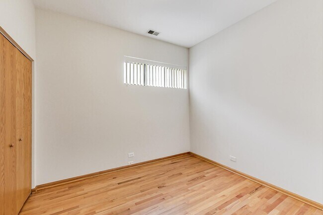 Building Photo - 1769 N Clybourn Ave