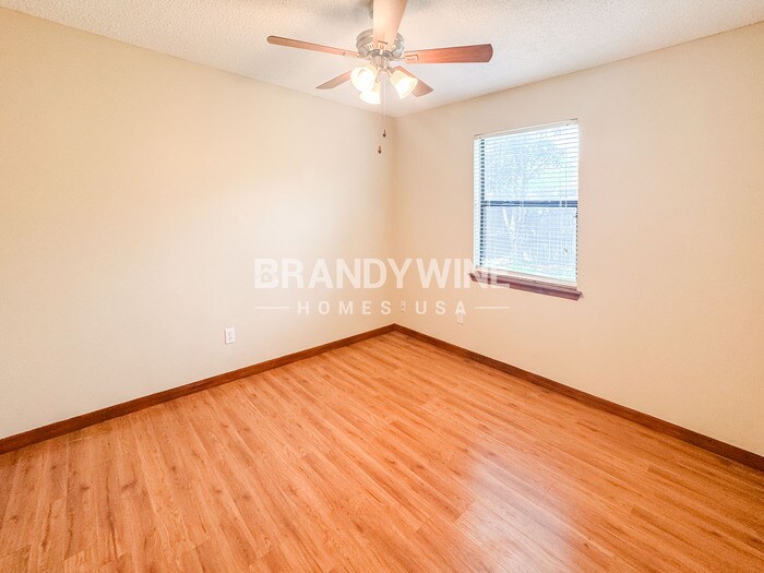Building Photo - 7901 Collins Ridge Blvd