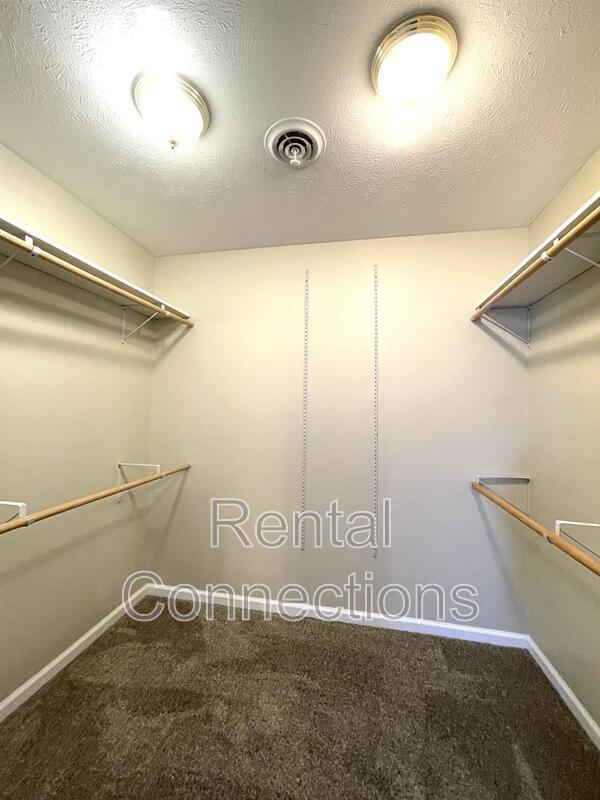 Building Photo - 601 Heritage Dr