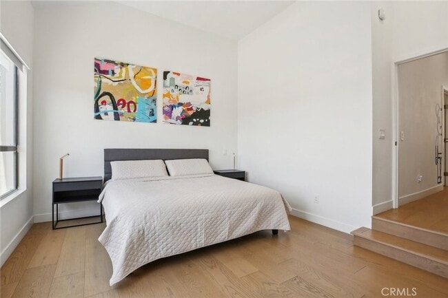 Building Photo - 15 Waterway