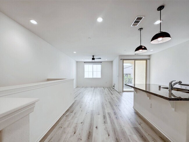 Building Photo - 3180 E Yountville Dr