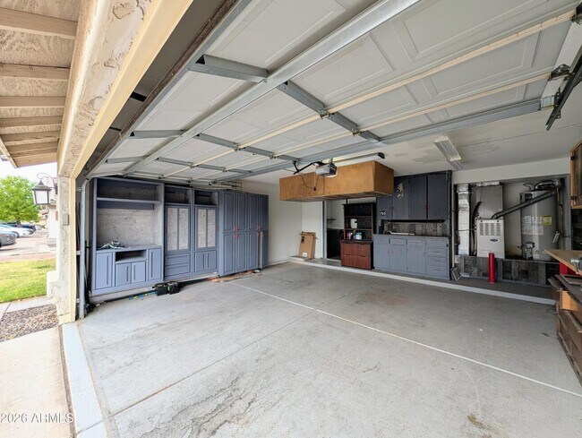 Building Photo - 1836 E Aspen Way