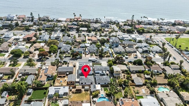 Building Photo - 5142 Los Robles Dr