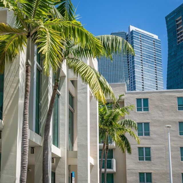 Building Photo - 1550 Brickell Ave