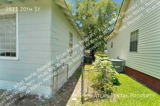 Building Photo - 2811 20th St