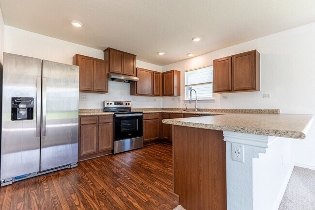 Building Photo - 2418 Bart Cv