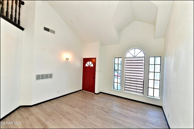 Building Photo - 7249 Imperial Ridge Dr