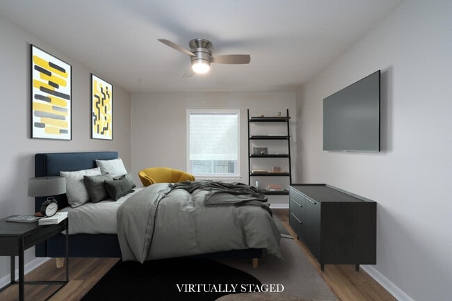 Building Photo - 745 Arbor St NE