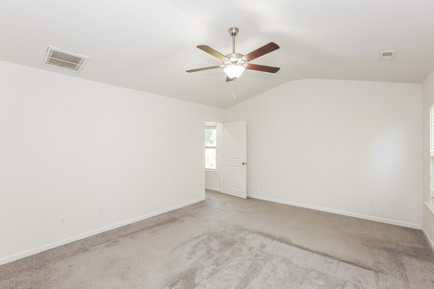 Building Photo - 4315 Drifter Dr