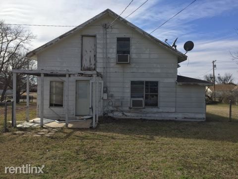 Building Photo - 4 br, 2 bath House - 1116 D Street