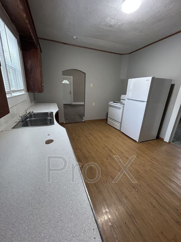 Building Photo - 301 E Granby St