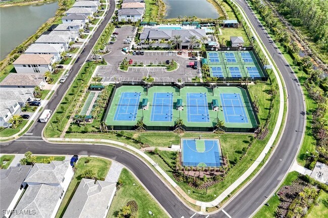 Building Photo - 12794 Woodbury Dr