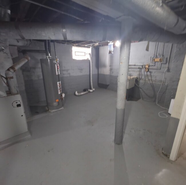 Building Photo - 1035 Elbon Rd