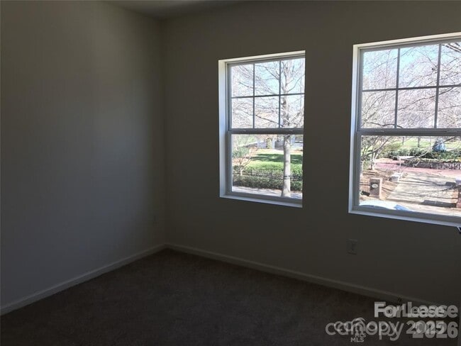 Building Photo - 17905 Delmas Dr