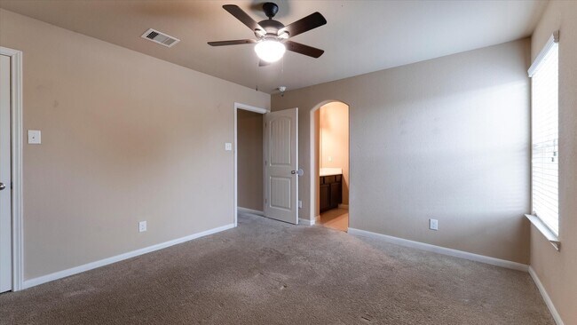 Building Photo - 5506 Casa Calvet Dr